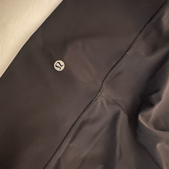 Lululemon Black Leggings - size 6 - Picture 2 of 3